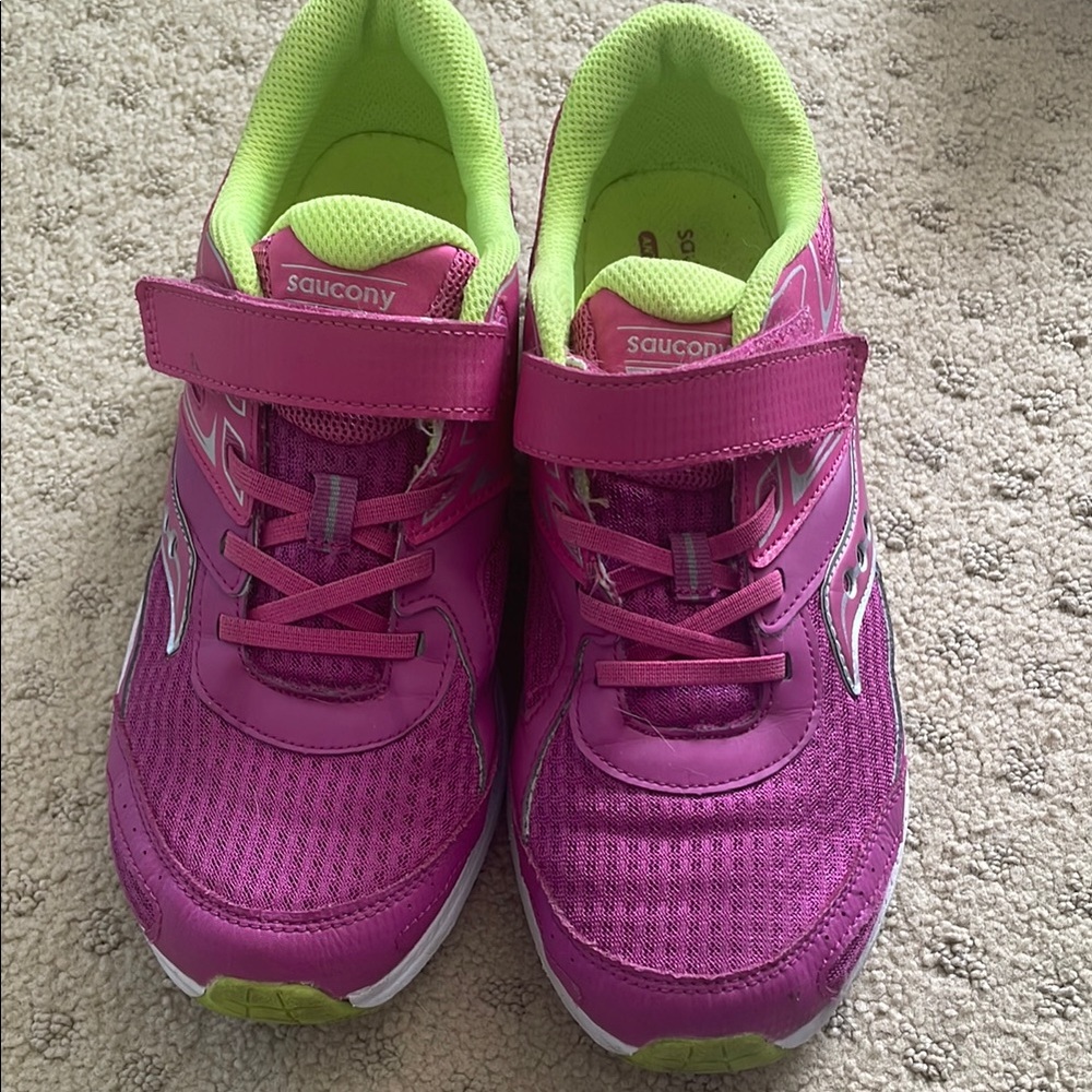 Saucony Pink and Green Sneakers with Breathable Mesh